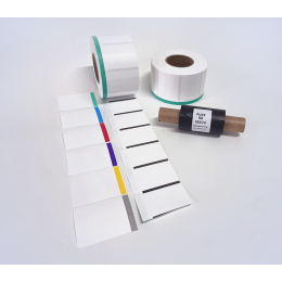 Kit 20: 1.800 Etiquetas Serrilhadas 50x40mm c/ tarja colorida + 1 Ribbon R8 55mm x 74m